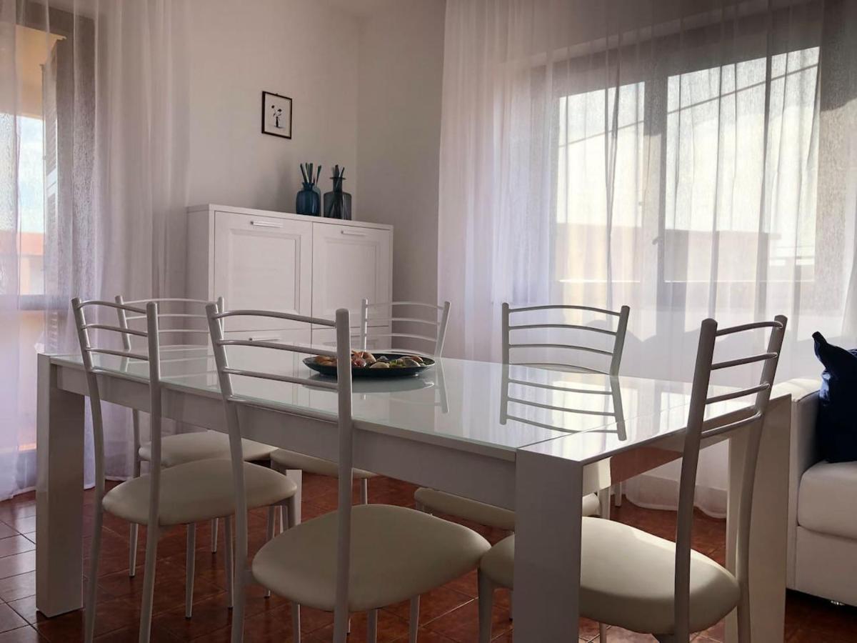 Ferienwohnung Residenza M.E.M. La Maddalena La Maddalena  Exterior foto